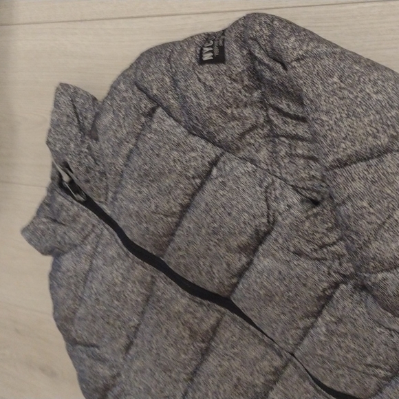 Kids (H&M) Puffer JACKET, (MINISO) BACKPACK & PLUSH Fishy 🐠 HAT Bundle!! - Picture 8 of 10